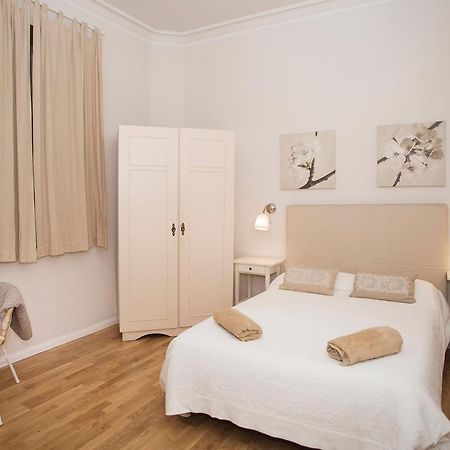 Mai & Maud Ronda Apartment Barcelona Exteriör bild